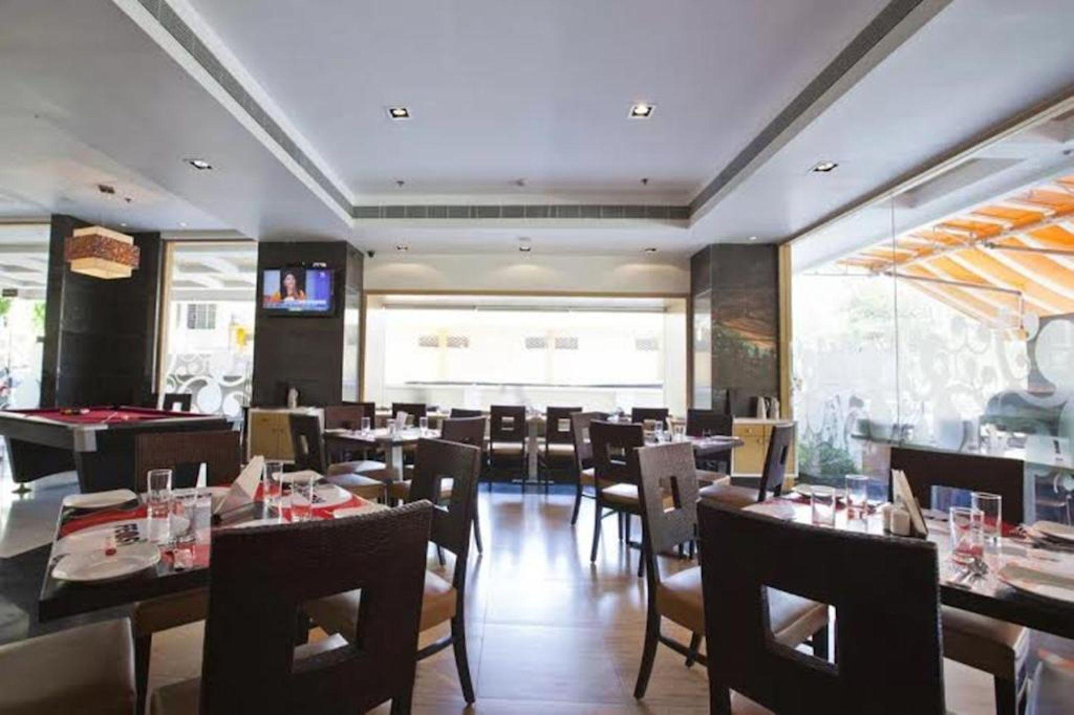 Spree Shivai Hotel Pune Pimpri-Chinchwad Exterior photo